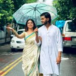 Transparent Umbrella - রোদ ও বৃষ্টির জন্য আকর্ষণীয় ৩-ফোল্ড ছাতা