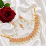 Gorgeous Pearl & Kundan Necklace Jewelry Set with Earrings & Maang Tikka '